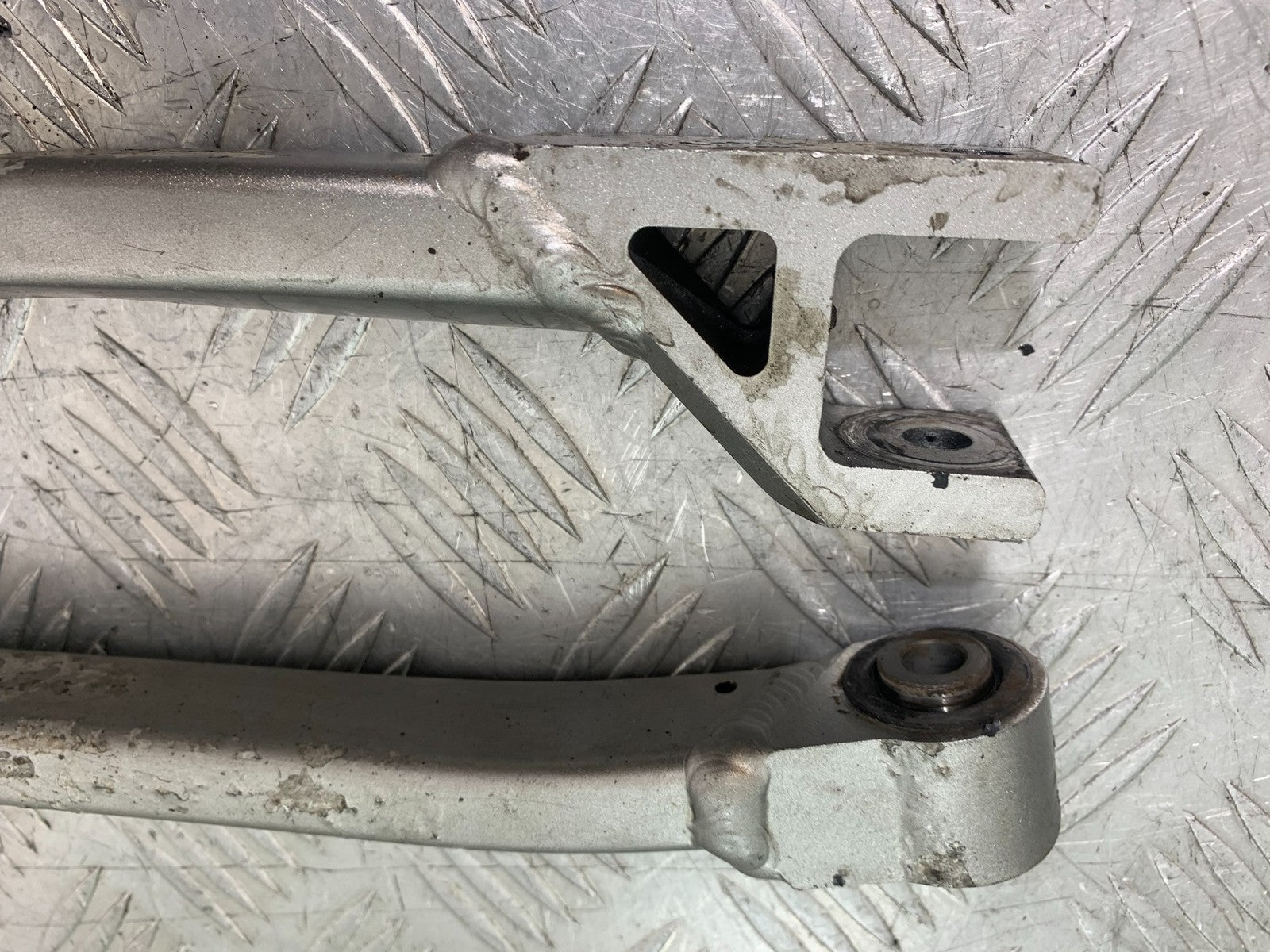 KAWASAKI GTR1400 GTR 1400 2X BRAKE ARMS  YEAR 2007-2009 (CMB1306)