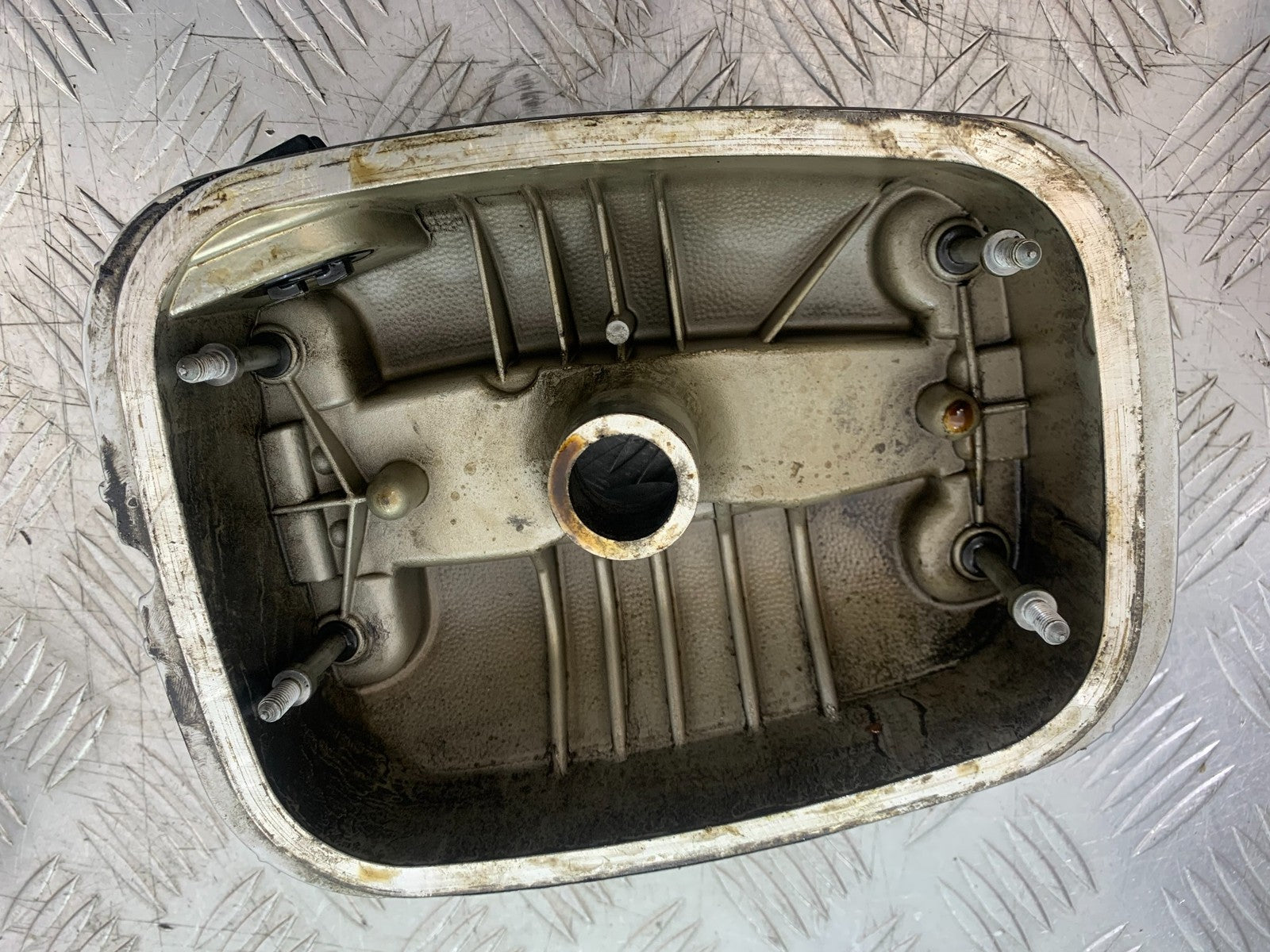 BMW R1100 RT R 1100 RT LEFT ROCKER COVER  YEAR 1996-2001 (CMB1095)