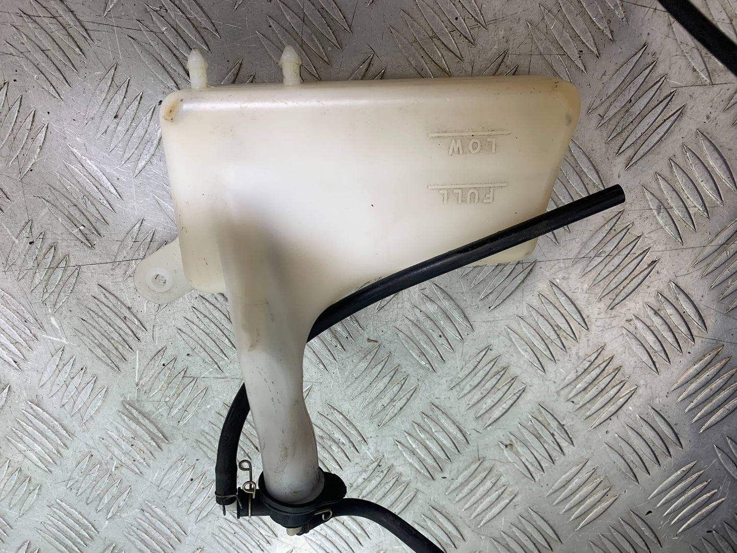YAMAHA XVS 1300 MIDNIGHT STAR COOLANT BOTTLE   YEAR 2007-16 (CMB1200)
