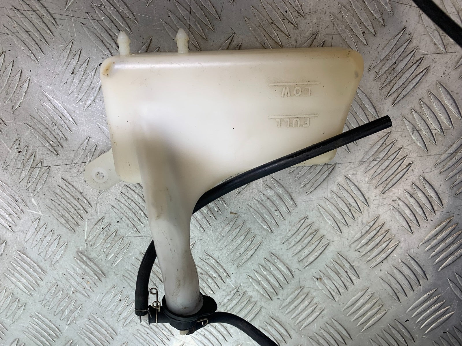 YAMAHA XVS 1300 MIDNIGHT STAR COOLANT BOTTLE   YEAR 2007-16 (CMB1200)