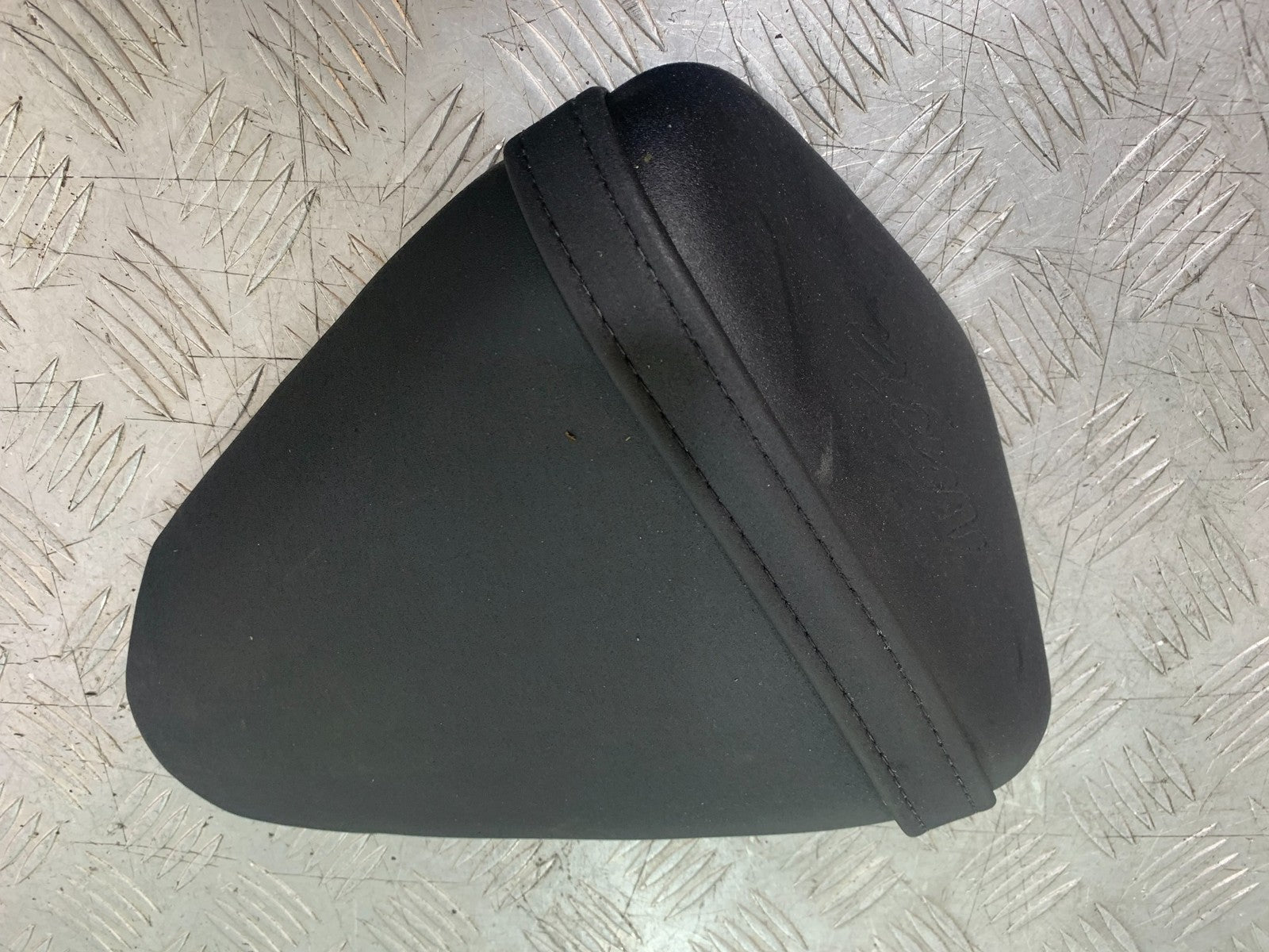 KAWASAKI ZX10R ZX10 R REAR SEAT  2008-2010 (CMB1206)
