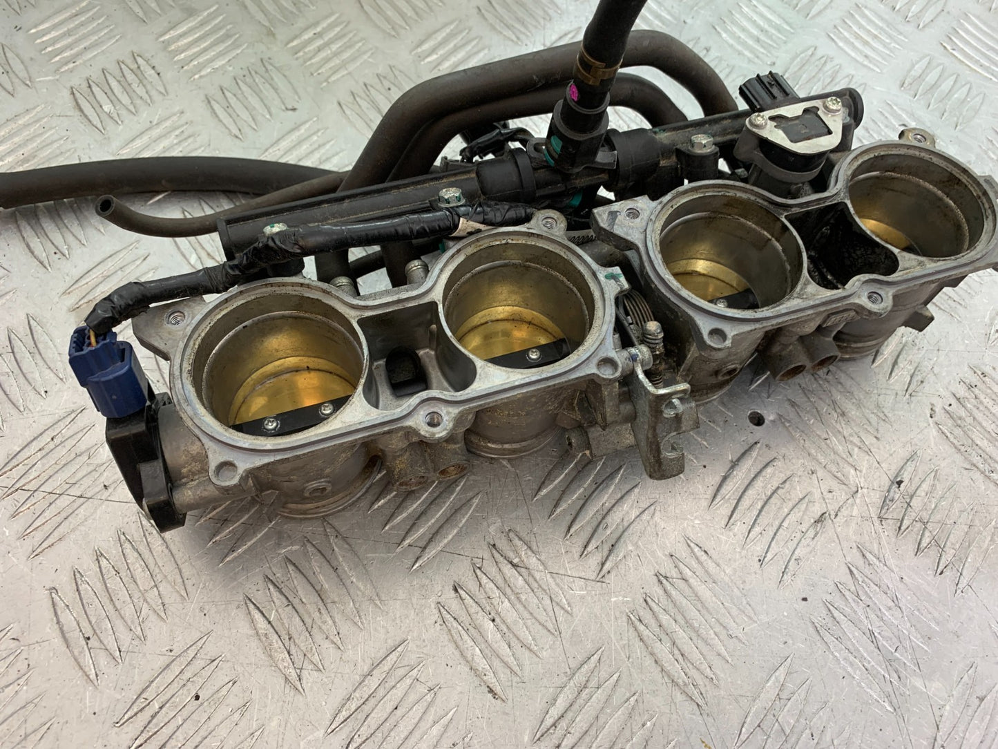 HONDA CBR1000 RR THROTTLE BODIES YEAR  2008-2011 (CMB1330)
