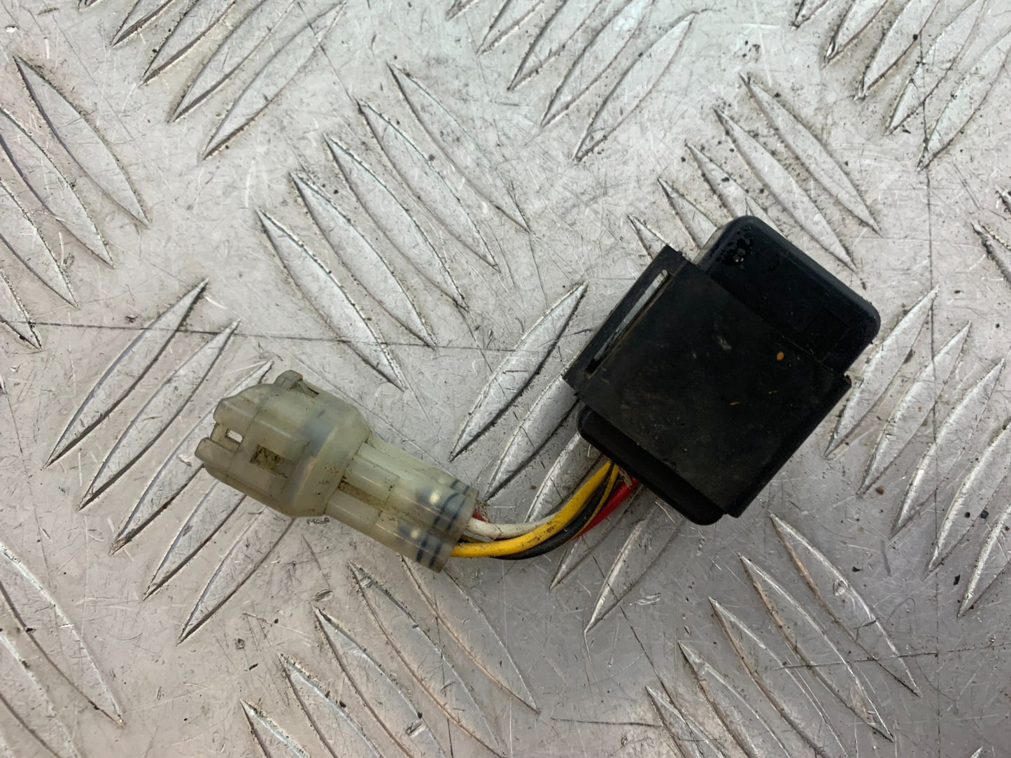KAWASAKI VN1500 CLASSIC RELAY  YEAR 1999 -2006 (CMB1166)