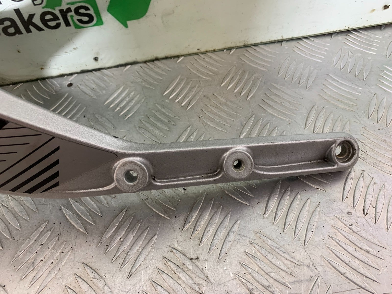 KTM 690 DUKE R LC4 RIGHT SUBFRAME YEAR 2012-2015  (CMB1180)