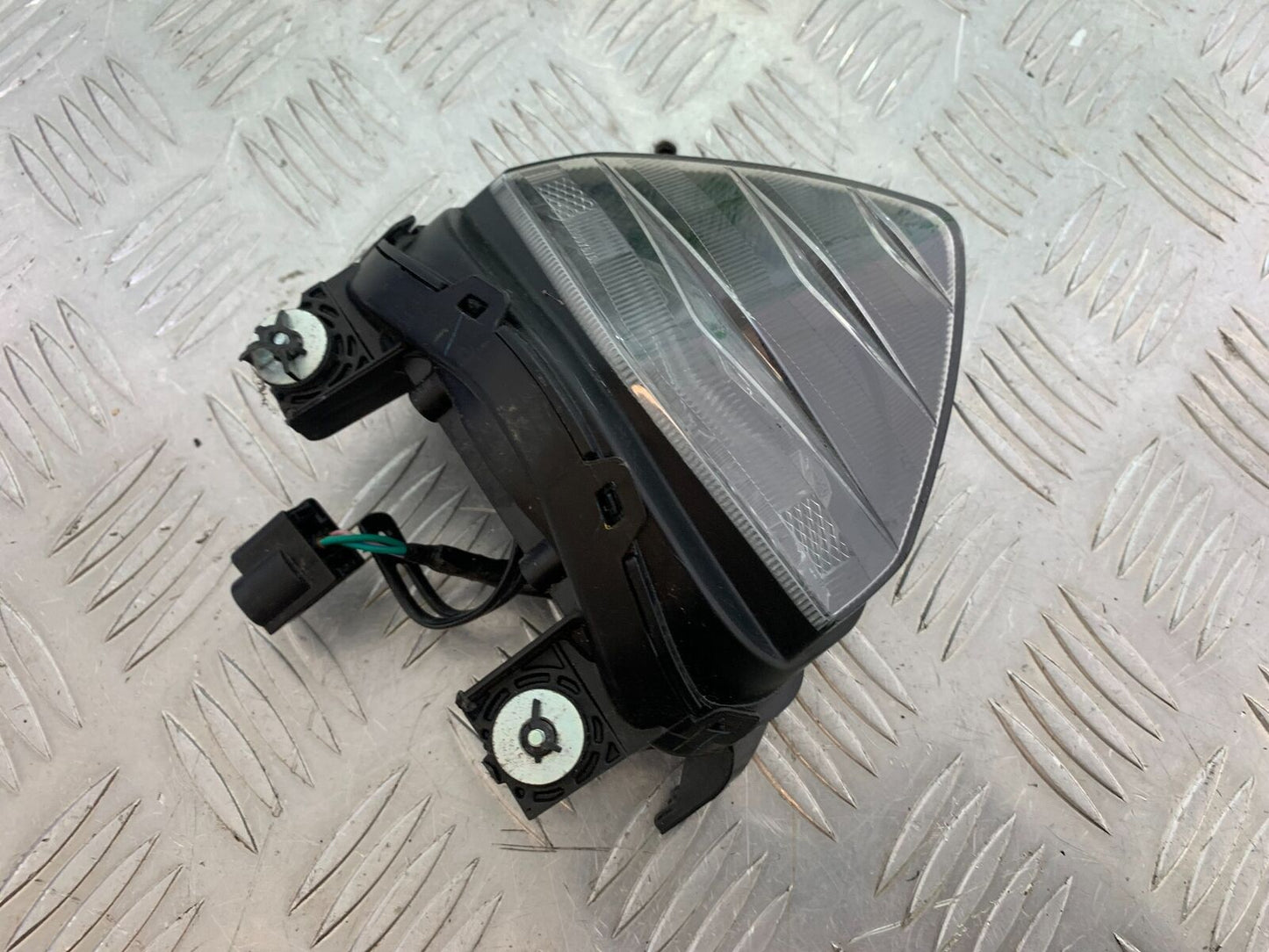 HONDA CBR500R CBR 500 R REAR LIGHT  YEAR 2012-16 (CMB1066)