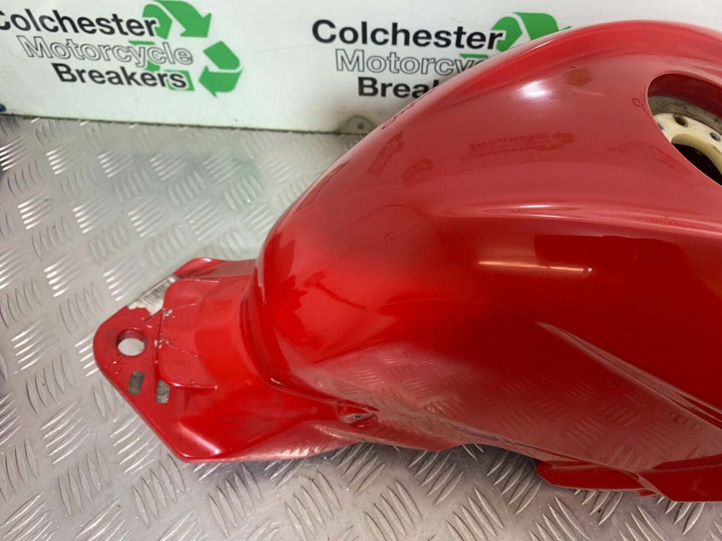 DUCATI STREETFIGHTER 848 PETROL TANK  YEAR 2011-2016 (CMB1050)