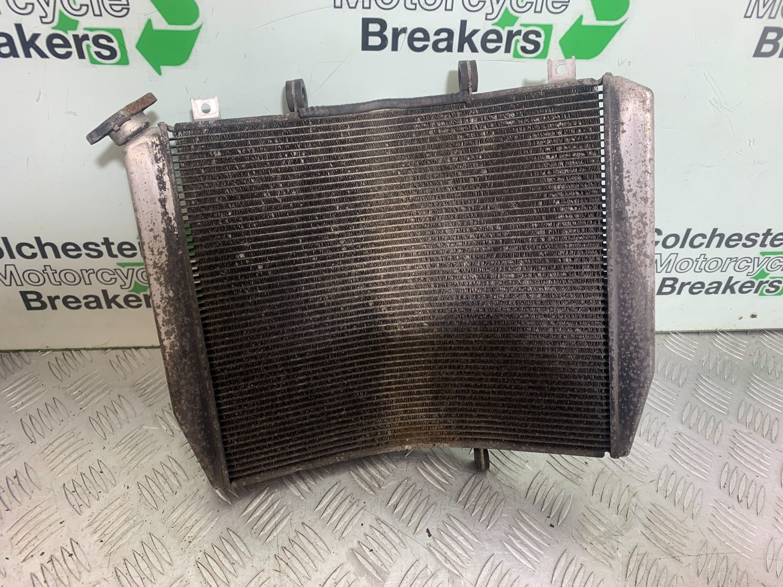 KAWASAKI GTR1400 GTR 1400 RADIATOR   YEAR 2007-2009 (CMB1174)