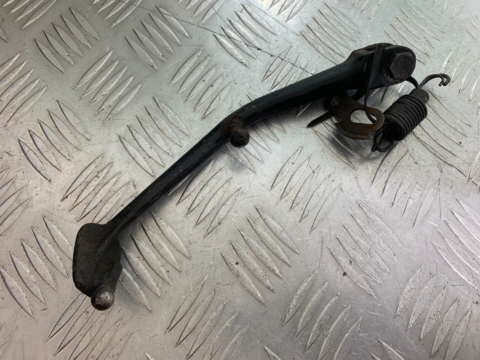 YAMAHA XJR1300 XJR 1300 SIDE STAND   YEAR  1999-2003 (CMB1119)