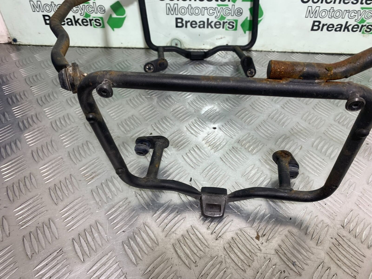 TRIUMPH TIGER 800 PANNIER RAILS  YEAR 2011-2014 (CMB1113)