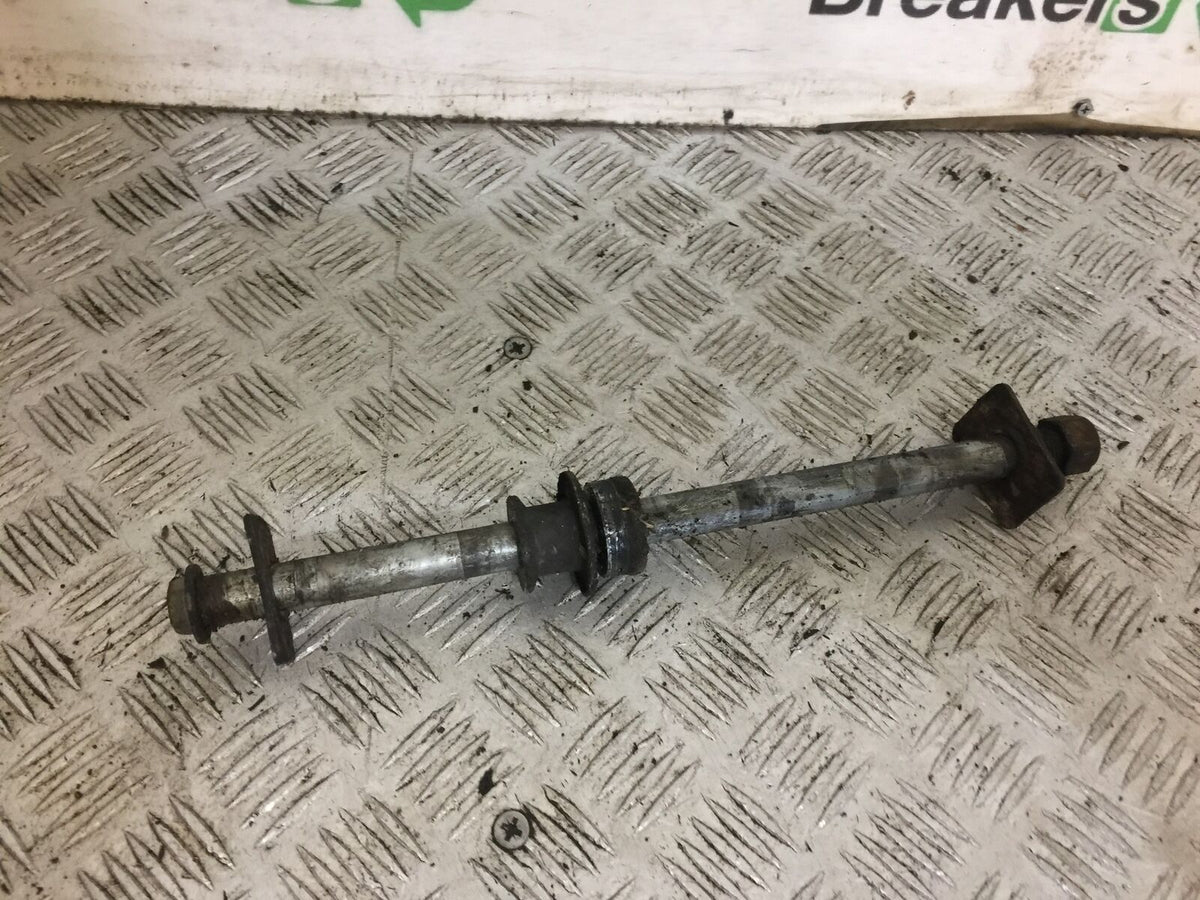 SUZUKI SV650 SV 650 REAR WHEEL SPINDLE   YEAR 1999 (STOCK 681)