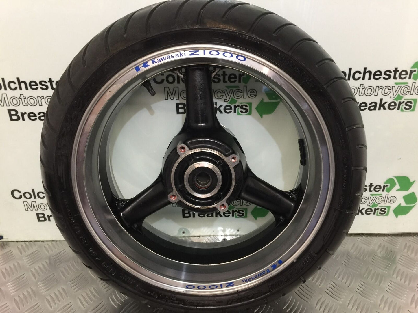 KAWASAKI Z1000 Z 1000 REAR WHEEL   YEAR 2007-2009  (STOCK 927)