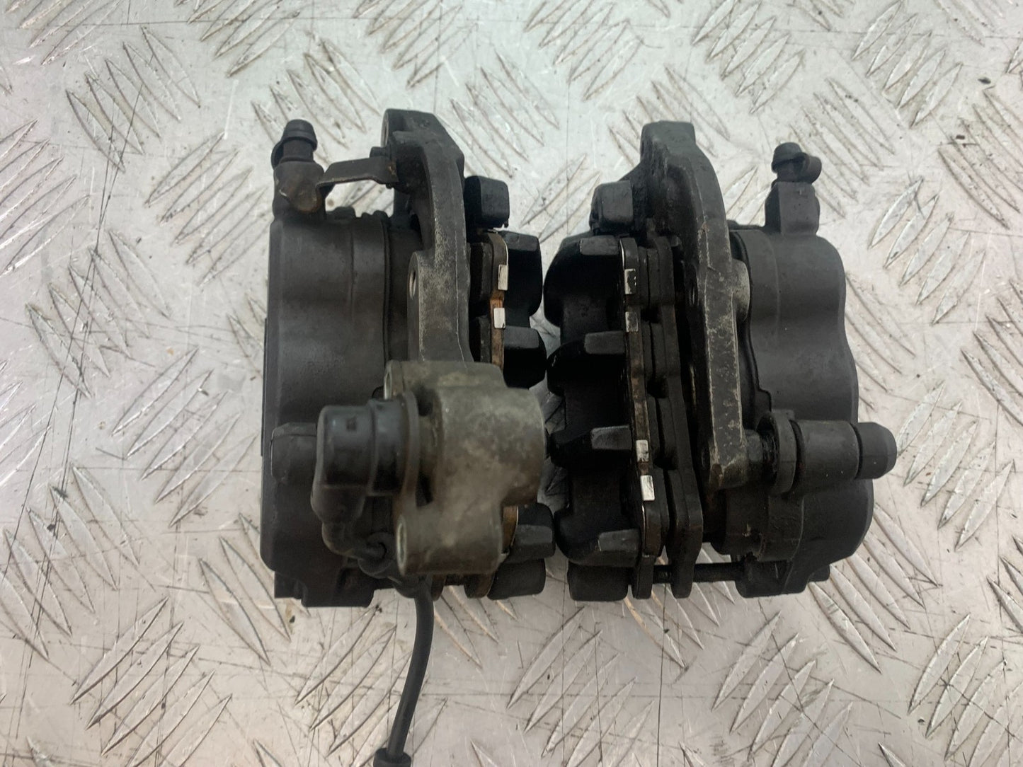 HONDA NT 700 V DEAUVILLE FRONT BRAKE CALIPERS   YEAR 2006-2011 (CMB1211)