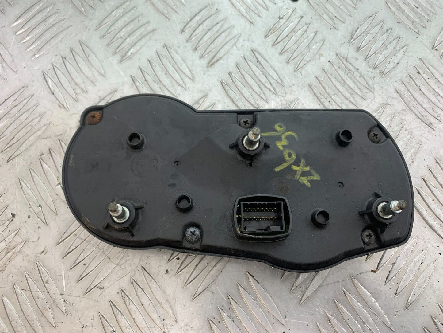 KAWASAKI ZX6R ZX636 CLOCKS SPEEDO DASH   YEAR 2002  (CMB1100)