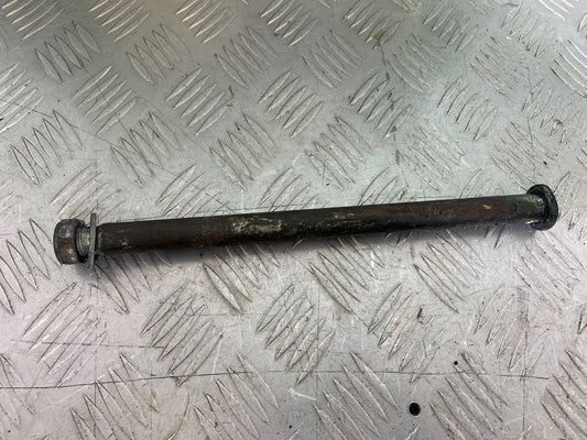 YAMAHA YZF1000 THUNDERACE SWINGARM SPINDLE   YEAR 1997-2000 (CMB1204)