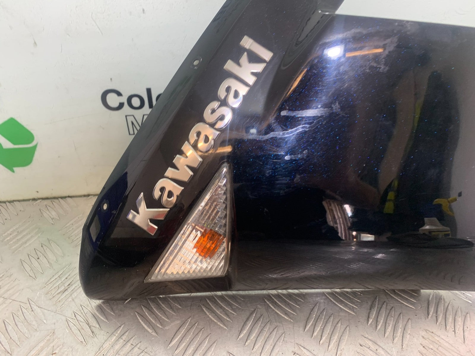KAWASAKI GTR1400 GTR 1400 LEFT MIDDLE FAIRING  YEAR 2007-2009 (CMB1174)