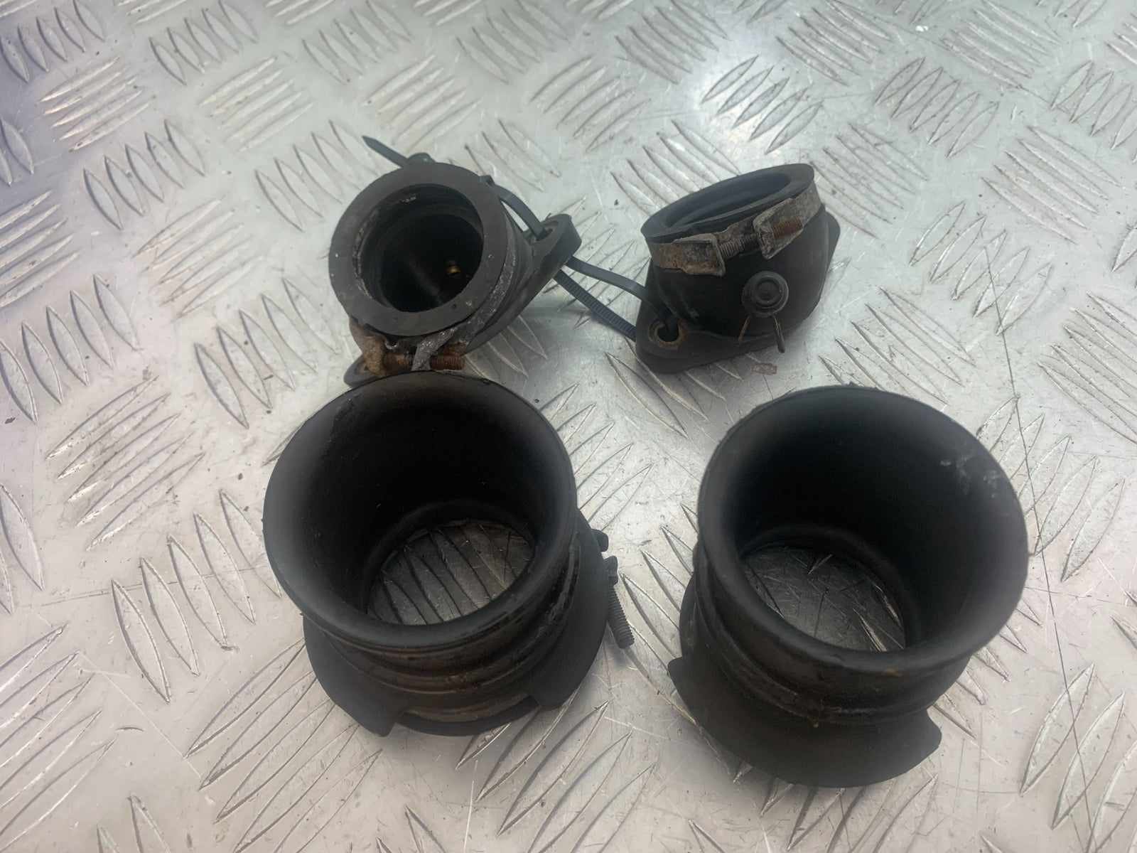 YAMAHA XV535 XV 535 VIRAGO CARB RUBBERS    YEAR 1994-02 (CMB1139)