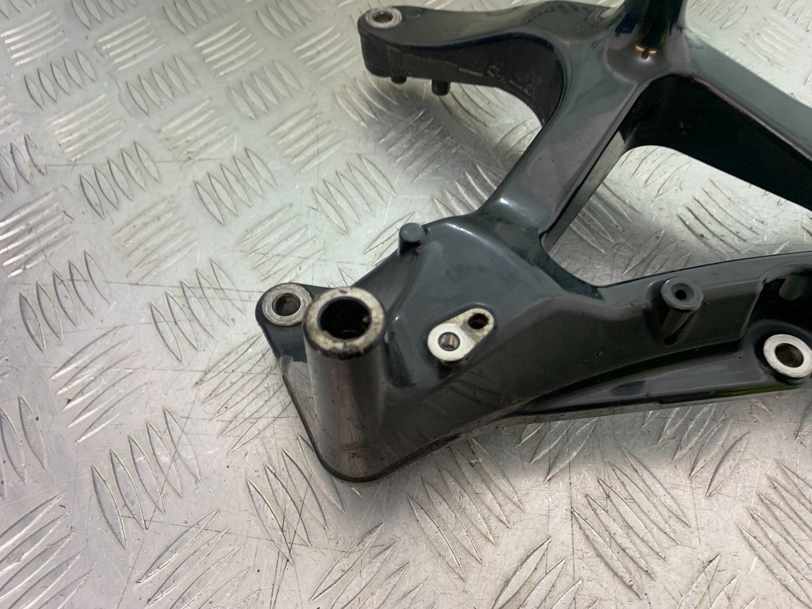 YAMAHA XMAX 300 EXHAUST BRACKET   YEAR 2017-2020 (CMB1218)