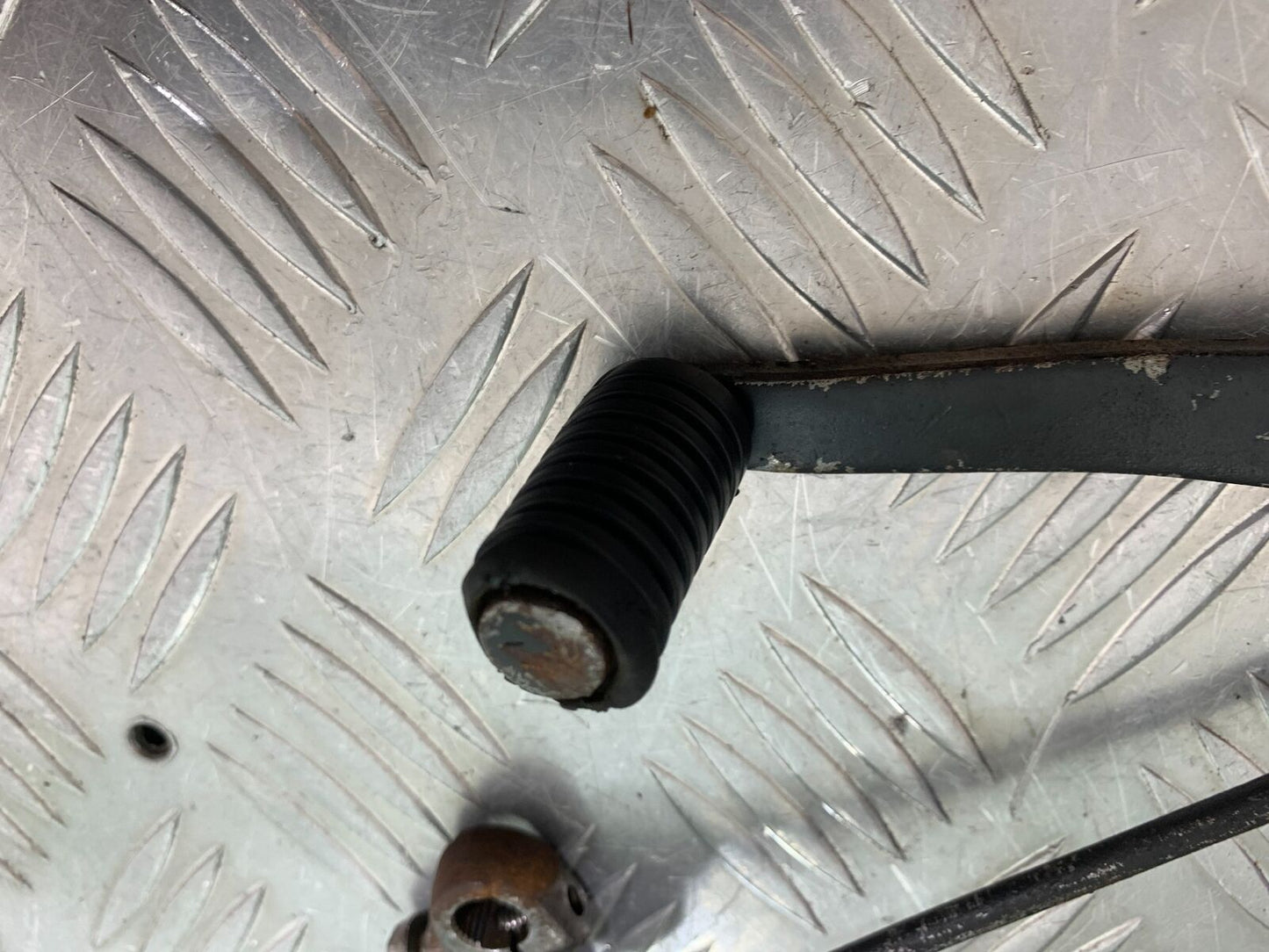 HONDA NTV 650 REVERE GEAR LEVER  YEAR 1988-1996  (CMB1025))