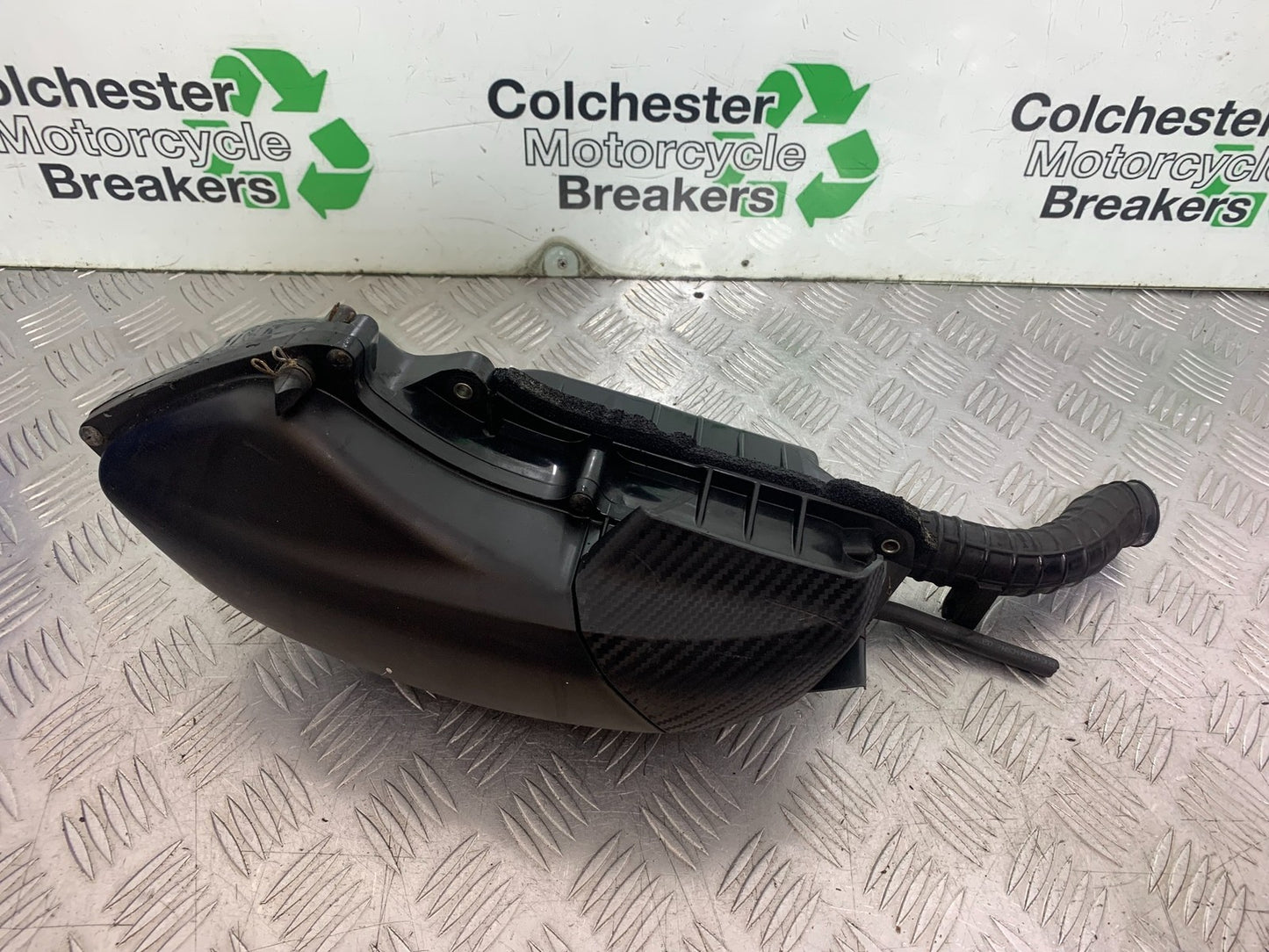 YAMAHA NMAX-125 N MAX 125 AIRBOX  YEAR 2015-2020  (CMB1231)