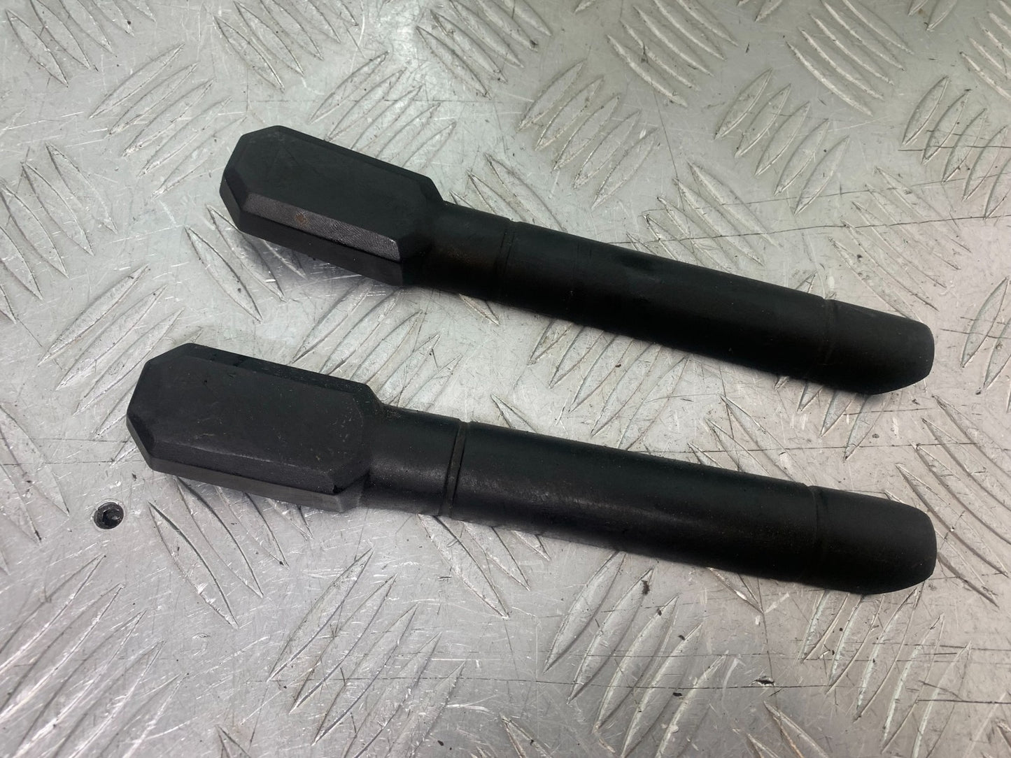 BMW R1200 R 1200 GS LEFT AND RIGHT TRIM  YEAR 2013-2016 (CMB1257)