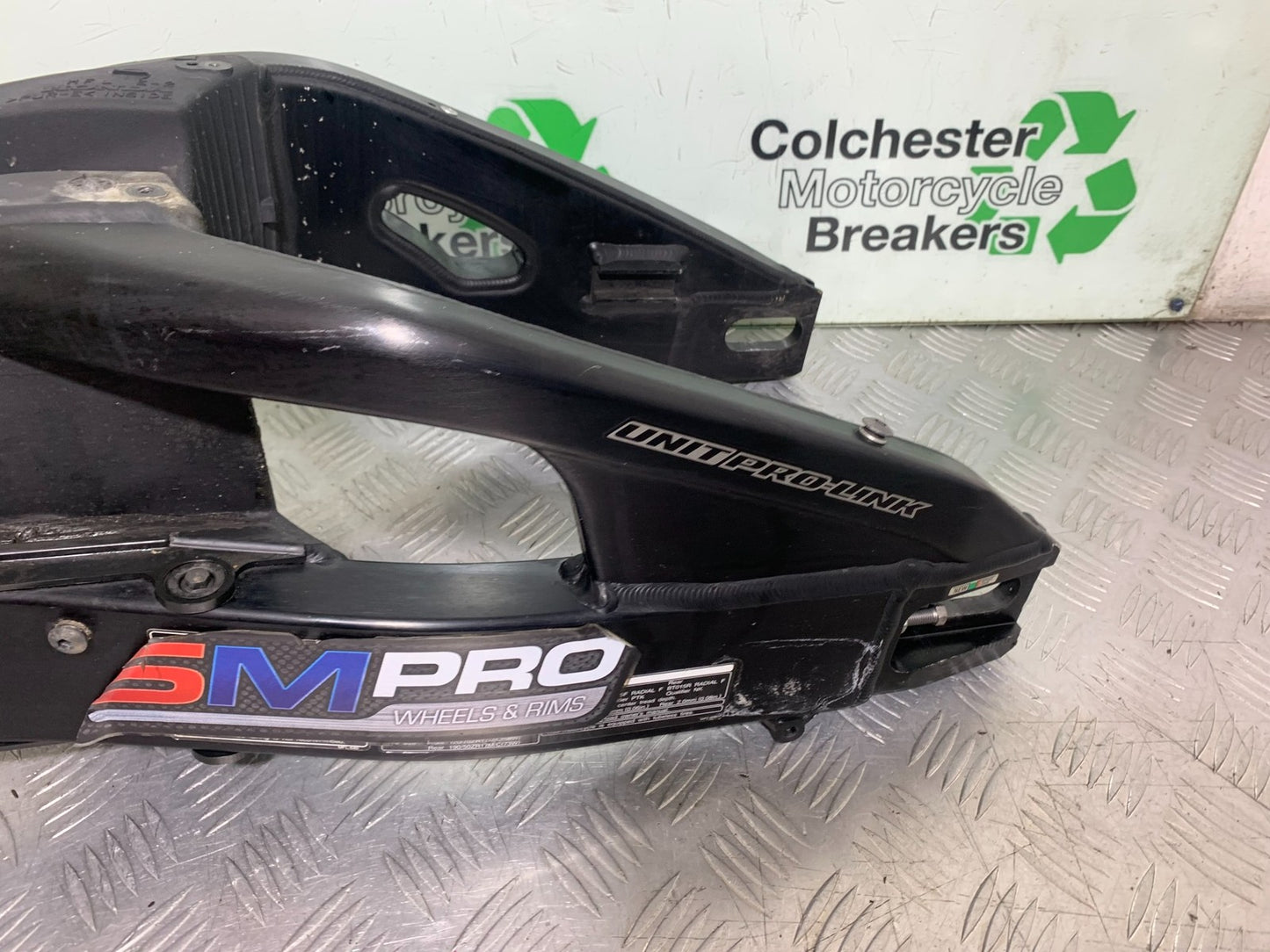 HONDA CBR1000 rr FIREBLADE SWINGARM 2008-2011 (CMB1253)