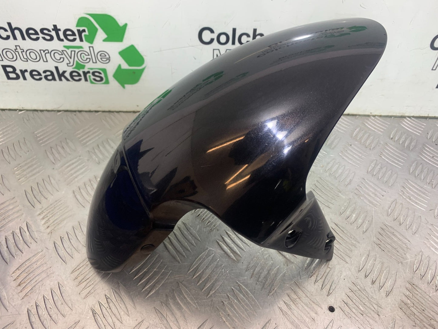 TRIUMPH 675 STREET TRIPLE FRONT MUDGUARD   2013-2016 (CMB1186)