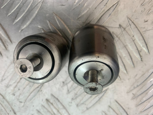 TRIUMPH 955i SPRINT ST BAR END WEIGHTS  1999-2004 (CMB1176)