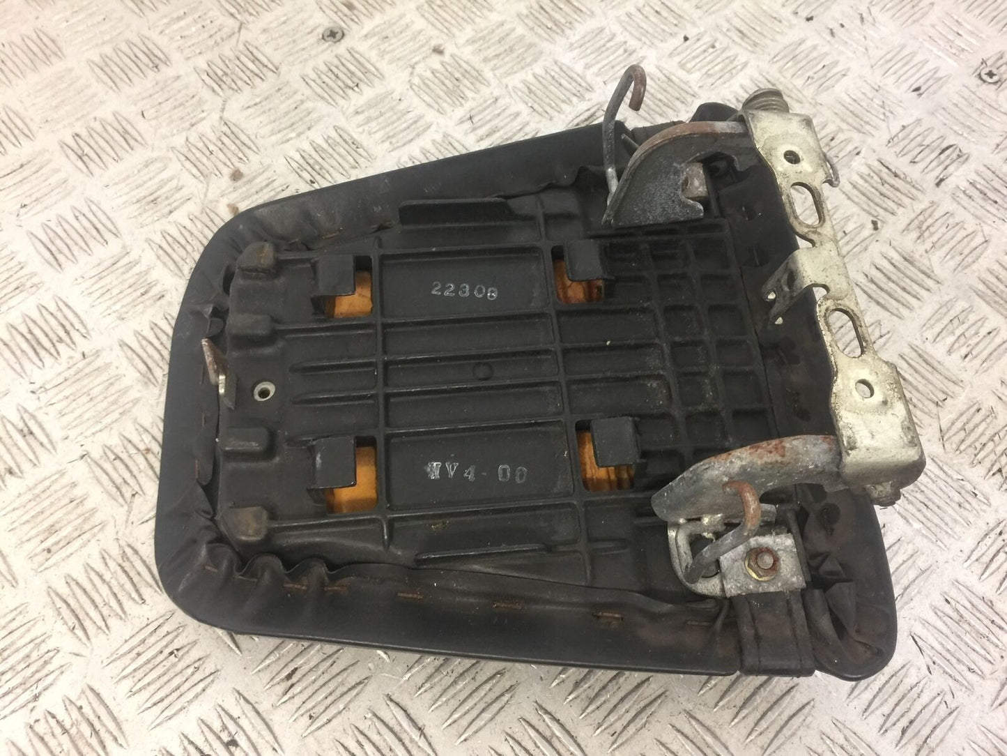 HONDA HONDA CBR400 RR REAR SEAT YEAR 1990-95(STOCK 624)