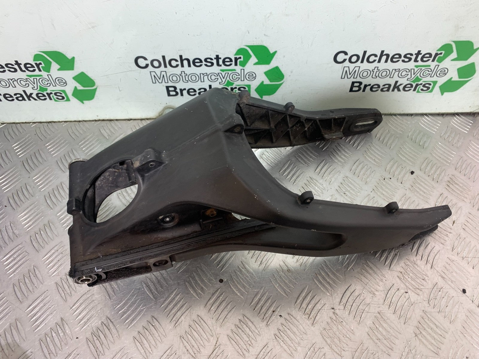YAMAHA YZF-R125 YZF 125 SWINGARM  YEAR 2019-2022 (CMB1263)