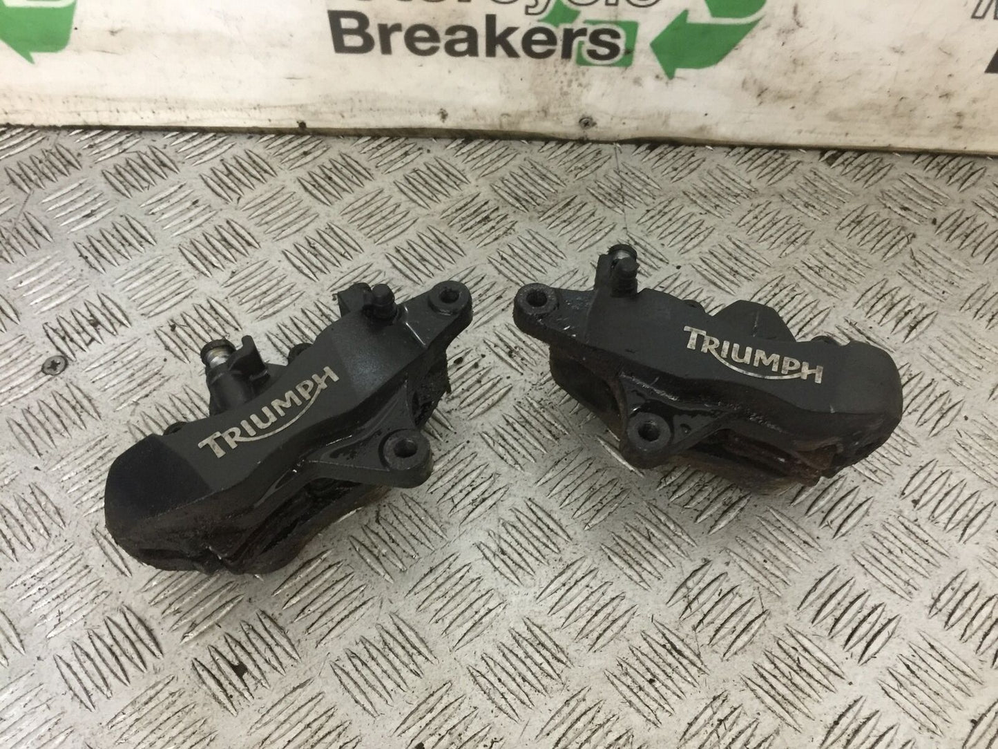 TRIUMPH TROPHY 1215 SE FRONT BRAKE CALIPERS  2012-2017 (STOCK 740)