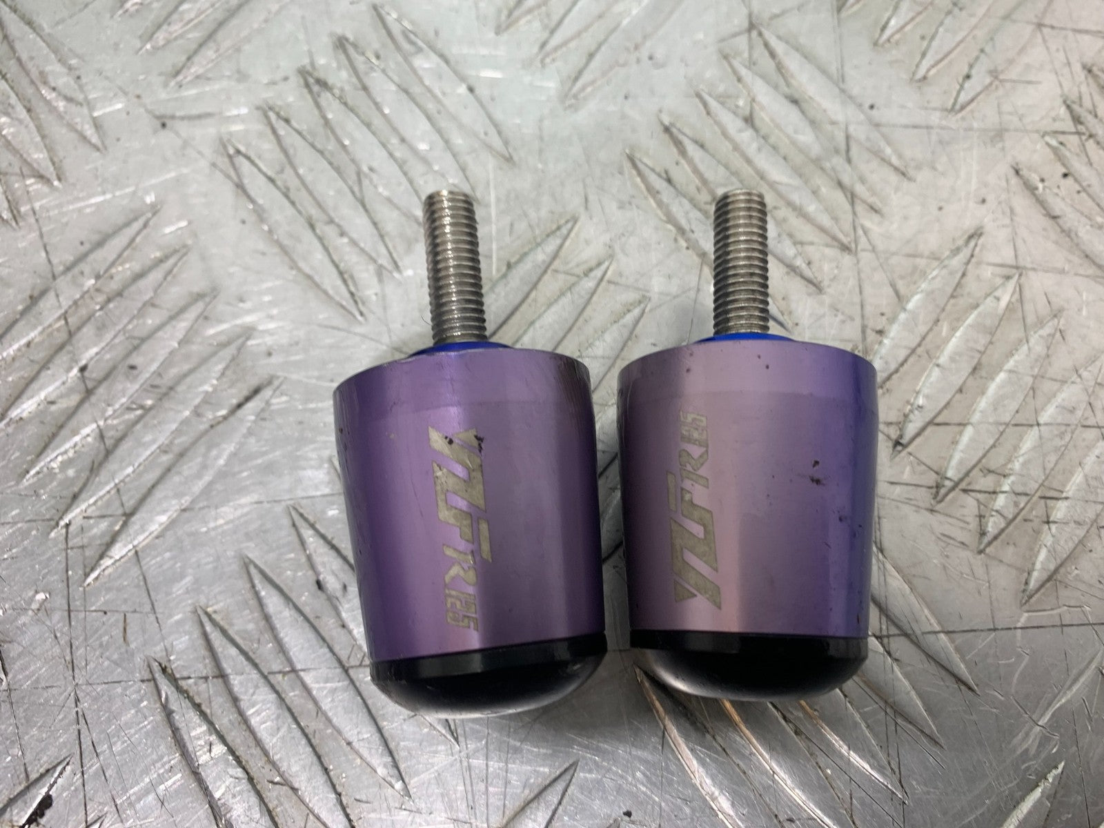 YAMAHA YZF-R125 YZF 125 BAR END WEIGHTS  YEAR 2019-2022 (CMB1263)