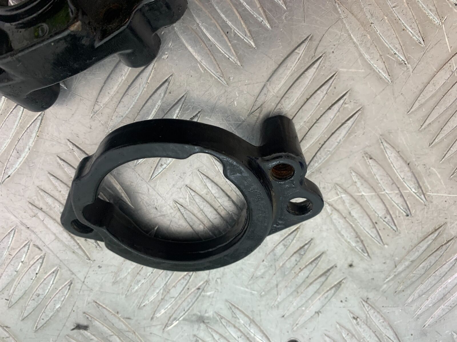HARLEY DAVIDSON XL883 N IROD ENGINE MOUNT   YEAR 2020  (CMB1116)