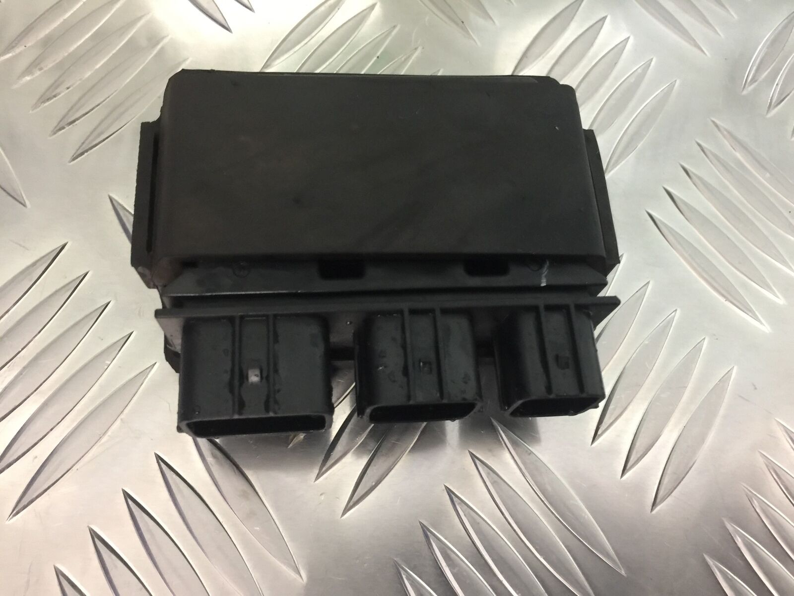 KAWASAKI VN 650 VULCAN MAIN RELAY  YEAR 2017-2021 (STOCK 924)