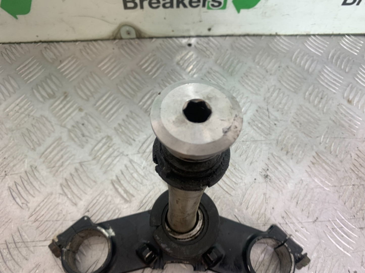 KAWASAKI ZX9R ZX9 C BOTTOM YOKE YEAR 1998-99 (CMB1213)
