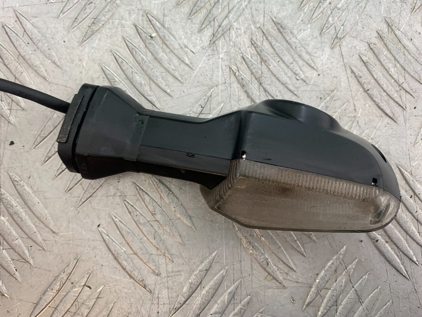 KAWASAKI 650 VERSYS FRONT RIGHT INDICATOR  YEAR 2015-2018 (CMB1288)