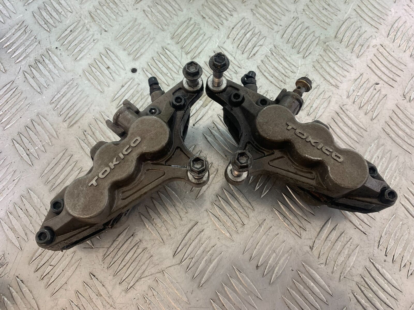 KAWASAKI ZX6R ZX636 FRONT BRAKE CALIPERS   YEAR 2002  (CMB1100)