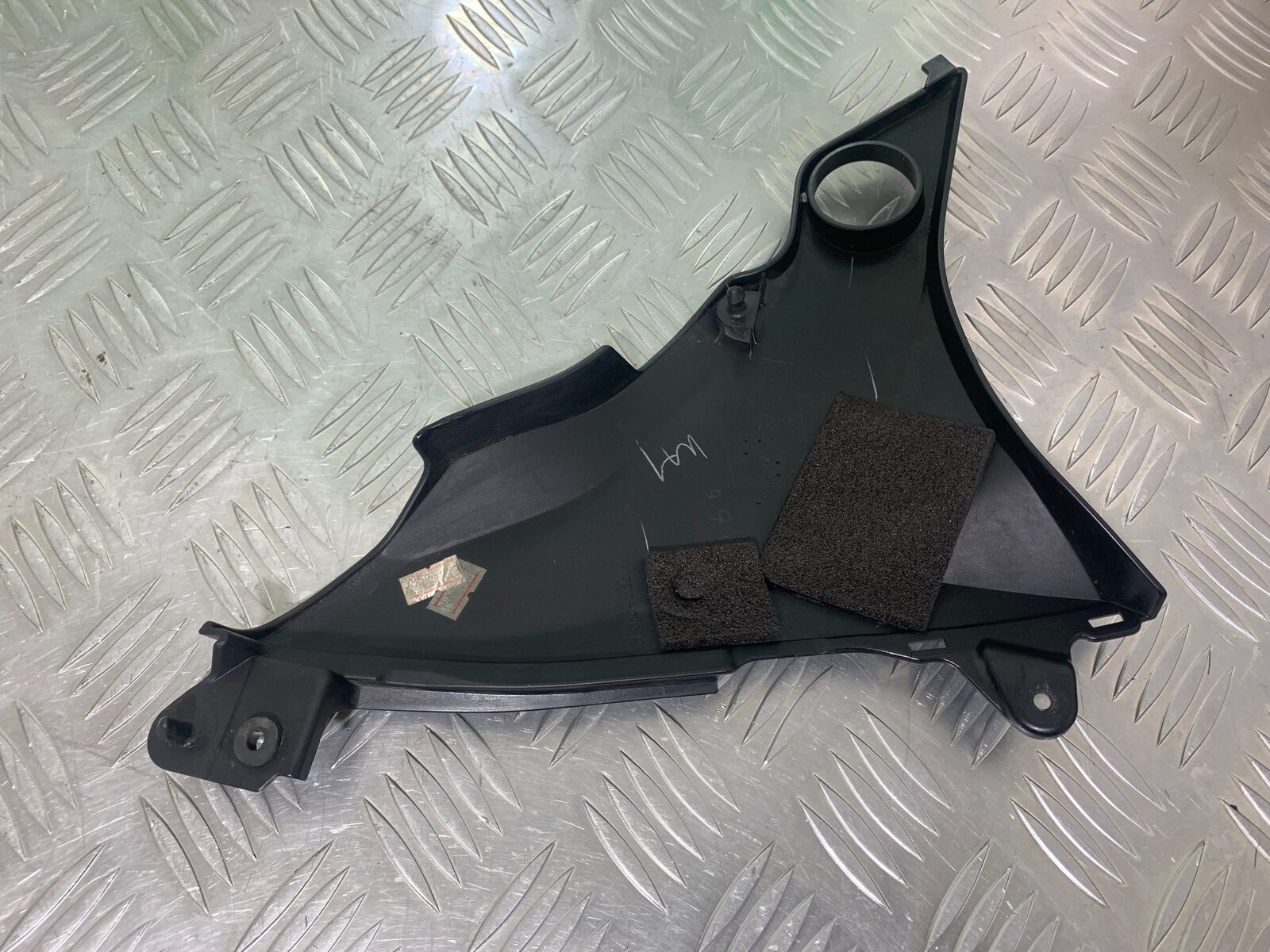 KAWASAKI Z800 Z 800 RIGHT FRAME COVER YEAR 2013-2017 (CMB1059)