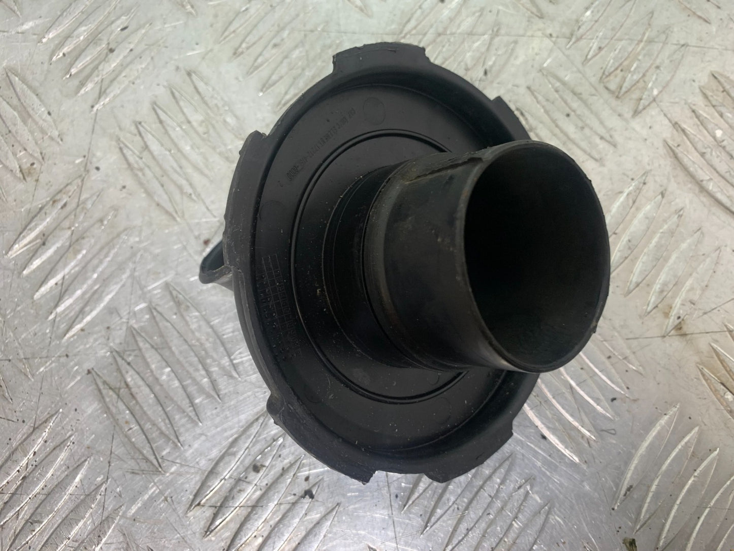 HONDA GL500 GL 500 SILVERWING AIR BOX TOP  YEAR 1981-82 (CMB1168)