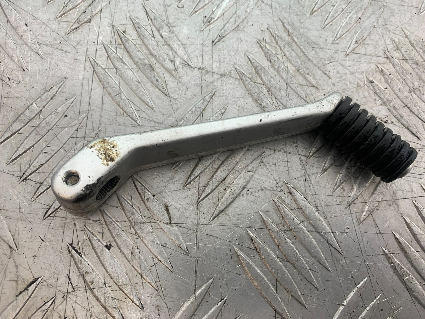APRILIA 650 PAGASO STRADA GEAR LEVER   YEAR 2005-2010 (CMB1260)
