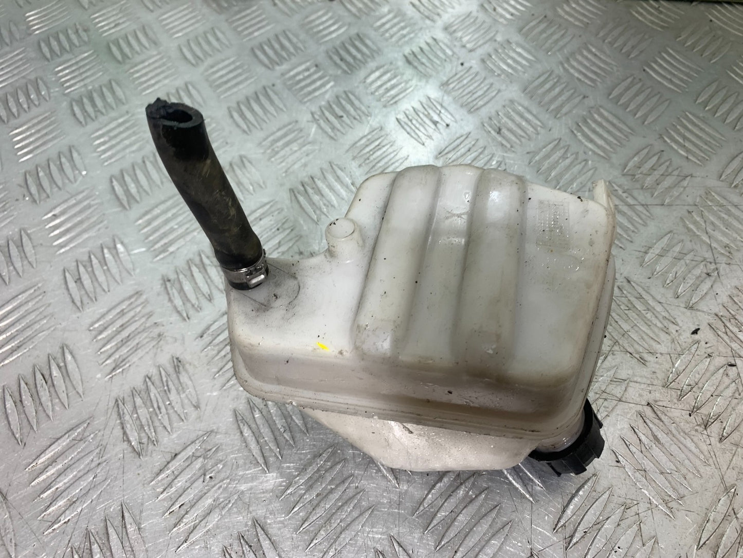 PIAGGIO VESPA GTS 125 COOLANT BOTTLE  YEAR 2009-2014  (CMB1261)