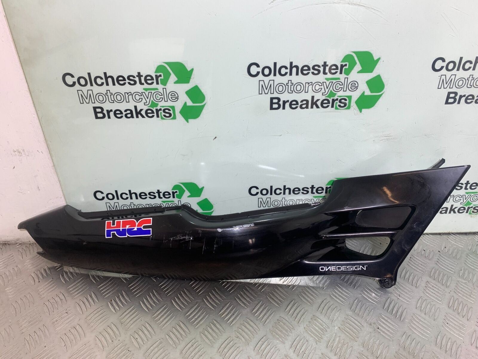 HONDA CBR600 CBR 600 F2 RIGHT SEAT PANEL YEAR 1991-1993 (CMB1114)