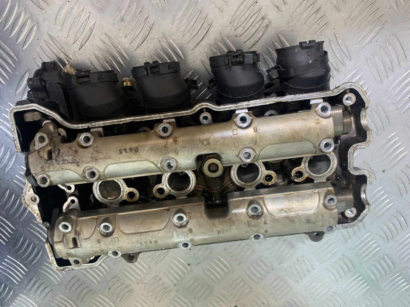 HONDA CBF600 CBF 600 CYLINDER HEAD YEAR 2004 -07  (STOCK 965)