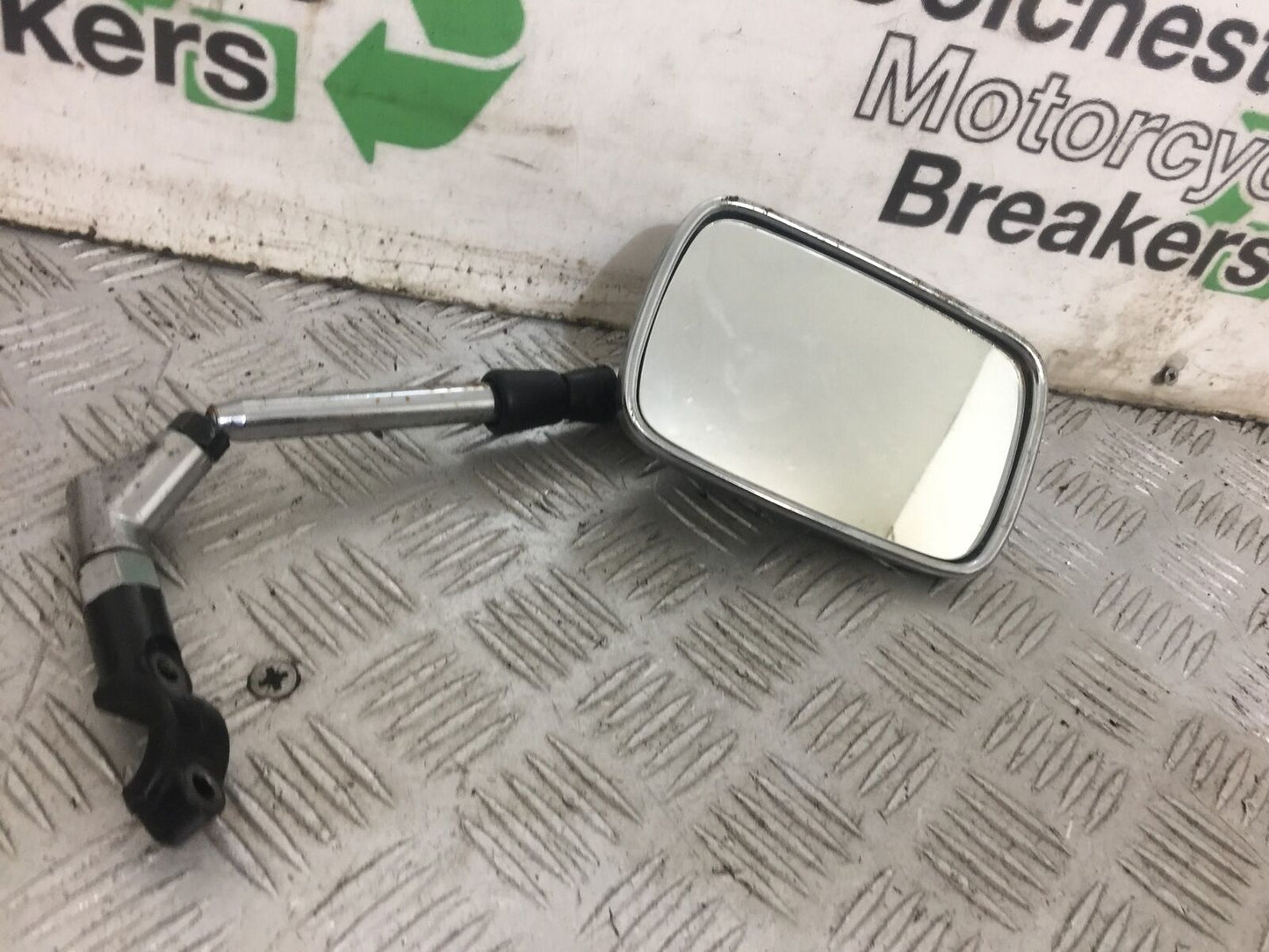 SUZUKI GSF650 GSF 650 RIGHT MIRROR  YEAR 2008-12  (STOCK 829)