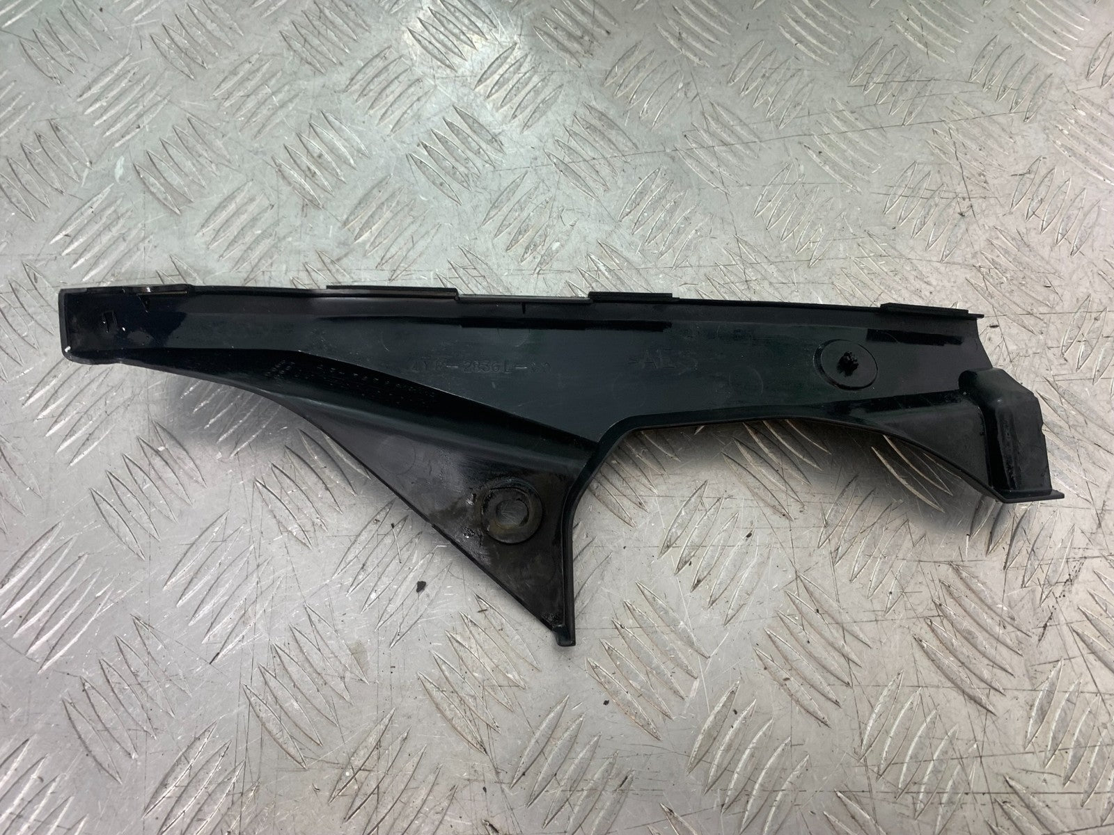 YAMAHA FZS600 FAZER 600 LEFT TOP FAIRING INFILL PANEL  YEAR 1998-2001 (CMB1267)