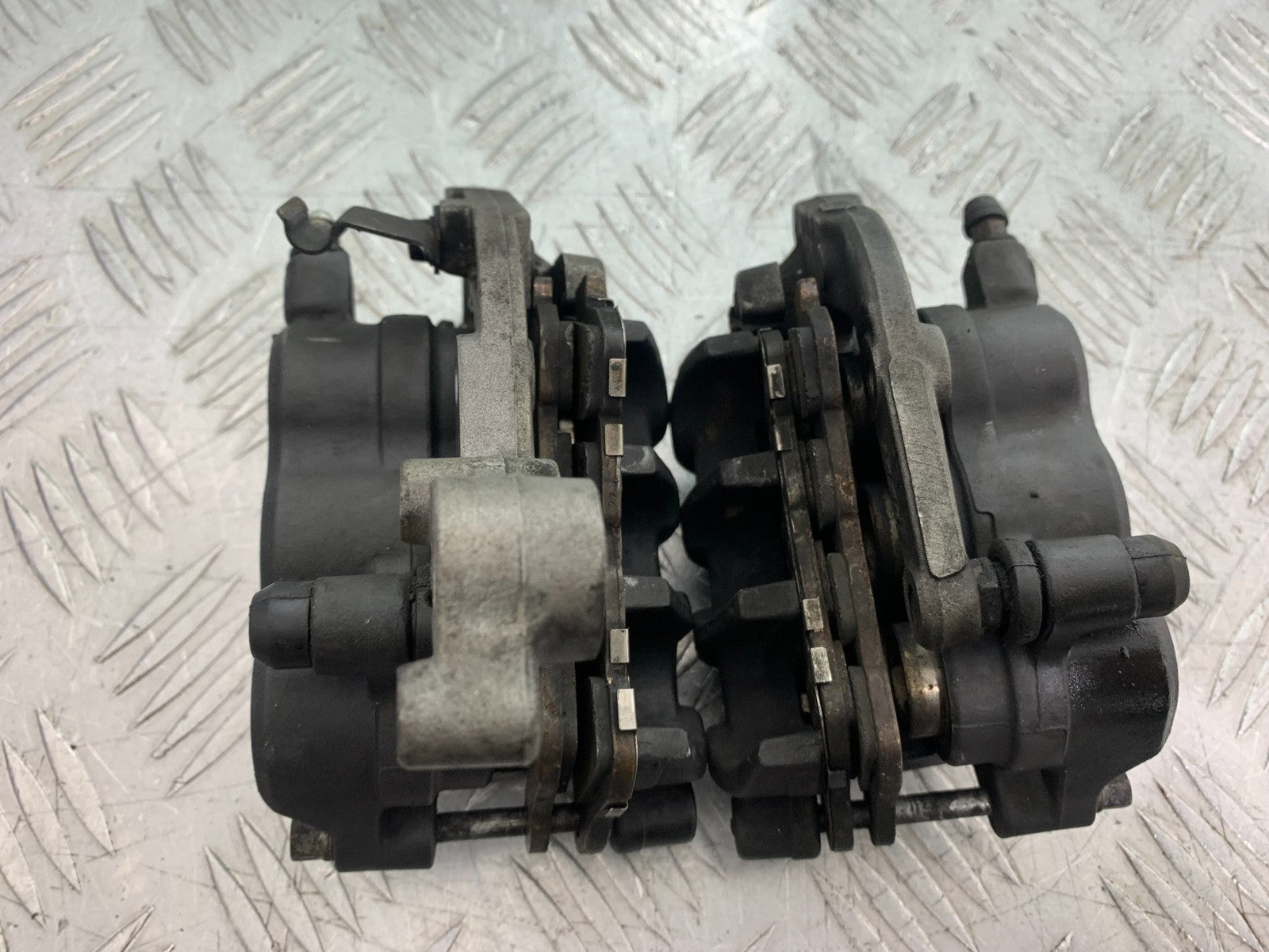 HONDA NT 700 V DEAUVILLE FRONT BRAKE CALIPERS  YEAR 2006-2010 (CMB1298)