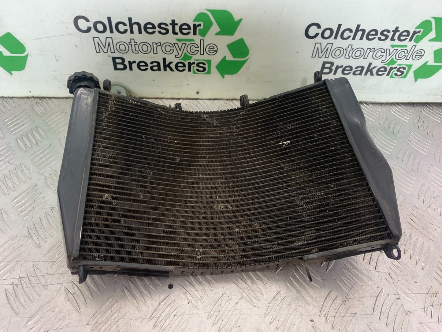 KAWASAKI ZX9R ZX9 C RADIATOR   YEAR 1998-99 (CMB1213)