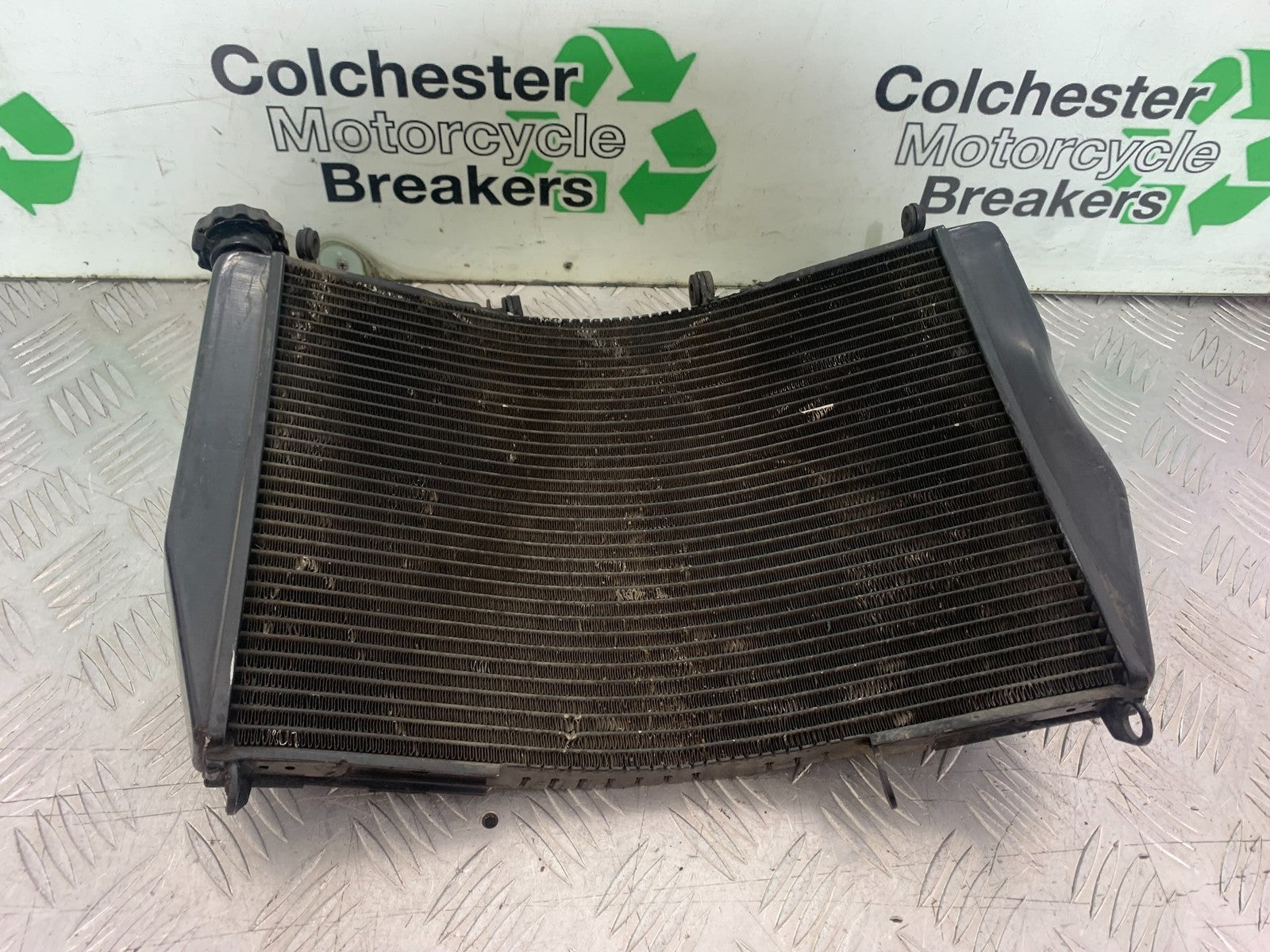KAWASAKI ZX9R ZX9 C RADIATOR   YEAR 1998-99 (CMB1213)