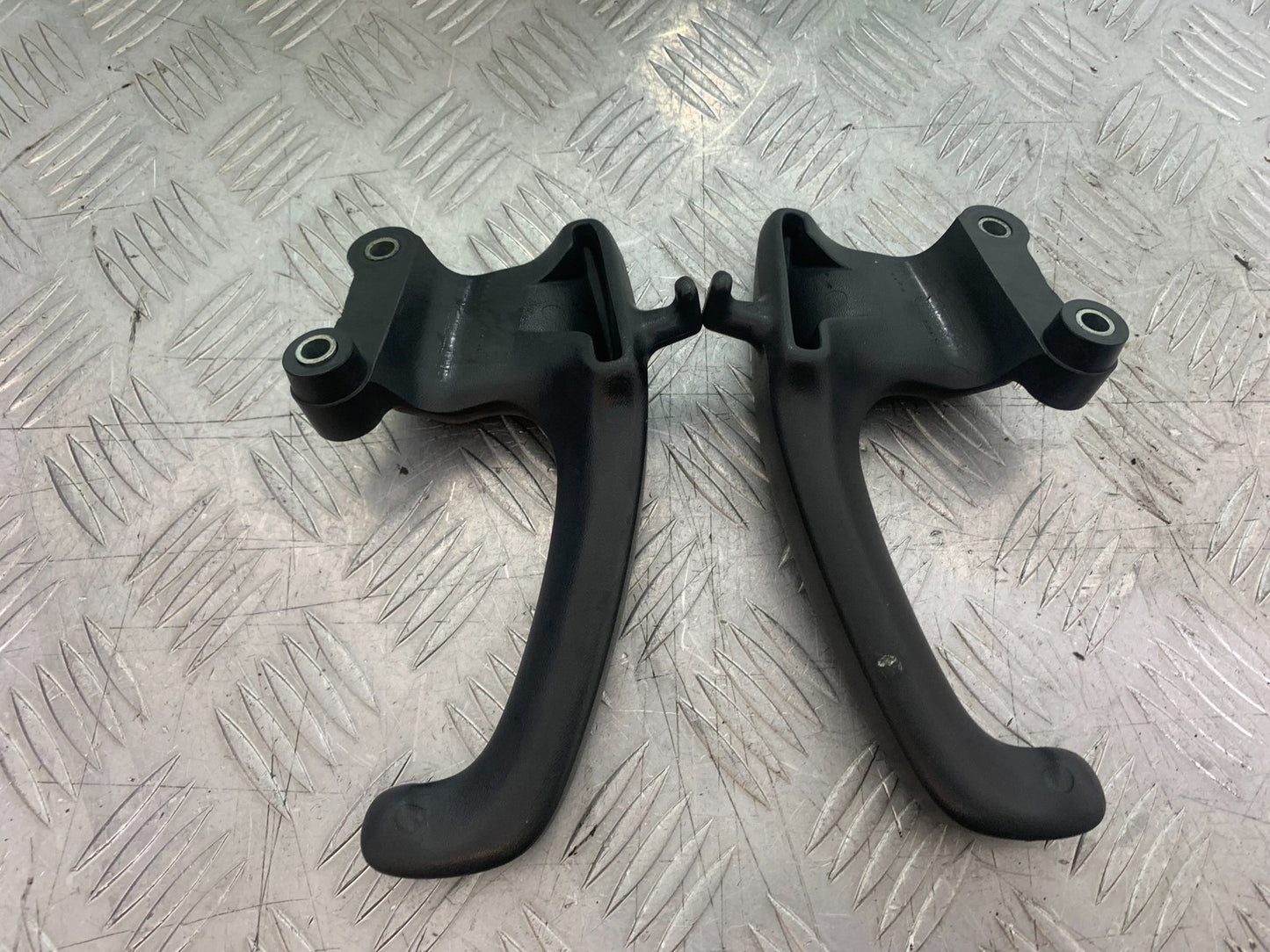 HONDA VFR800 PRE V-TEC GRAB RAILS   YEAR 1998-2001 (CMB1233)