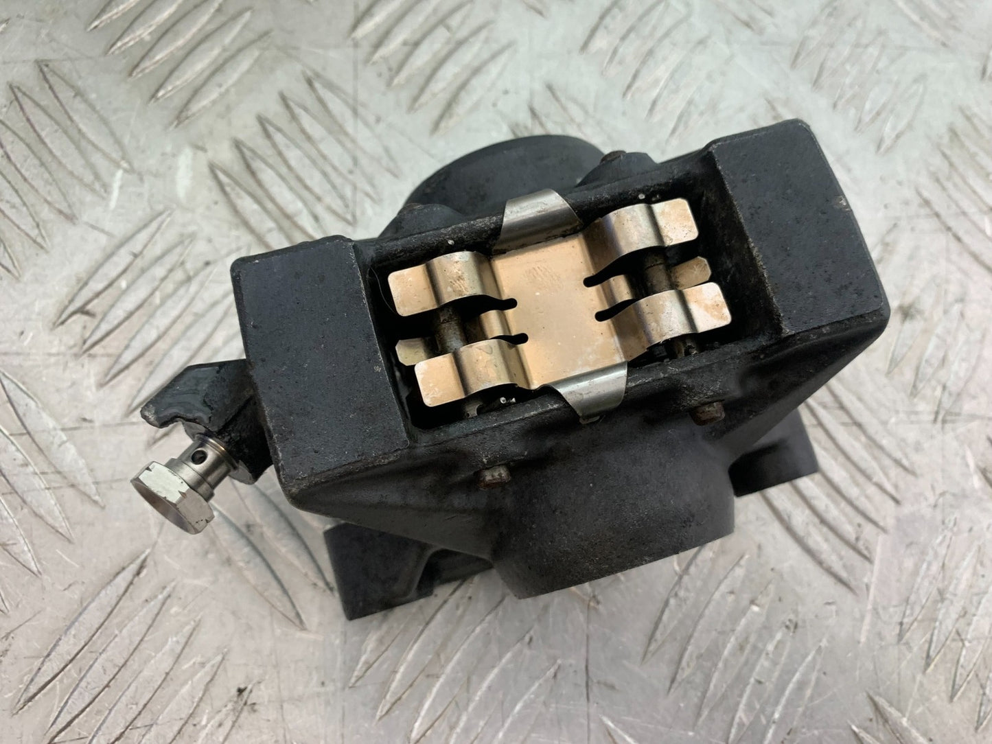YAMAHA FZS1000 FAZER REAR BRAKE CALIPER YEAR 2001-05 (CMB1275)