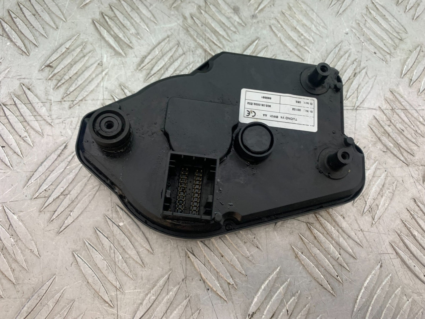 APRILIA TUONO 1000 V4 CLOCKS SPEEDO DASH   YEAR 2013-2014  (CMB1239)